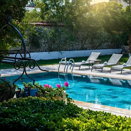 Koclu Konagi Gæstehus 4*